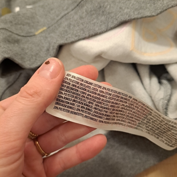 Walt Disney Grey 100 Polka Dot Wonderful World Of Color Cropped Crewneck Size 1X - Picture 7 of 7